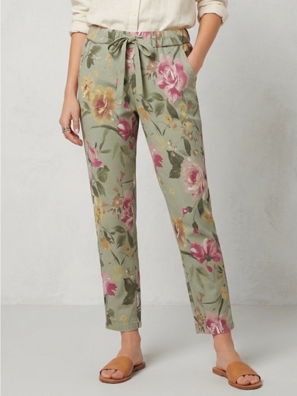 Made in Italy Floral Tie-Waist Cropped Pants in Sage Floral